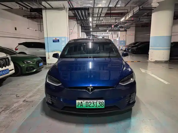Tesla Model X 2017