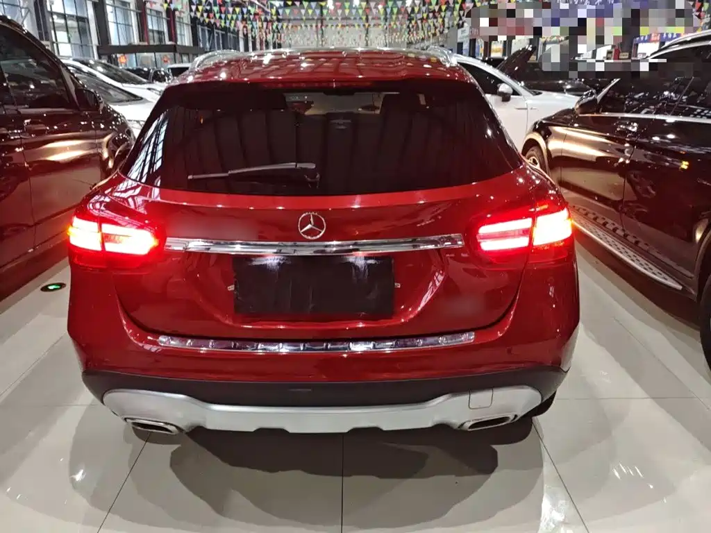 Mercedes-Benz GLA 2018 — фото 4
