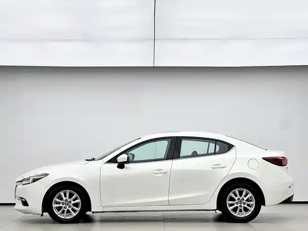 Mazda 3 Axela 2018