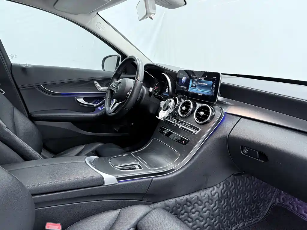 Mercedes-Benz C-Class 2019 — фото 8