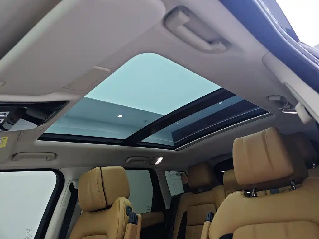 Land Rover Sport 2020 — фото 9