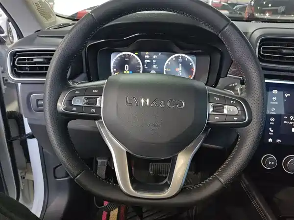 Lynk & Co 02 2019