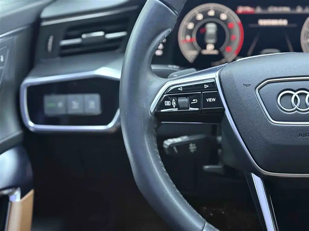 Audi A6L 2020 — фото 23