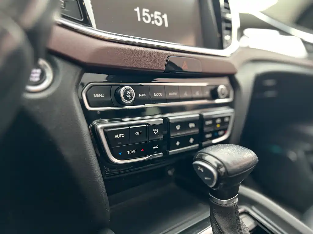 GAC Motor Trumpchi GS8 2018 — фото 22