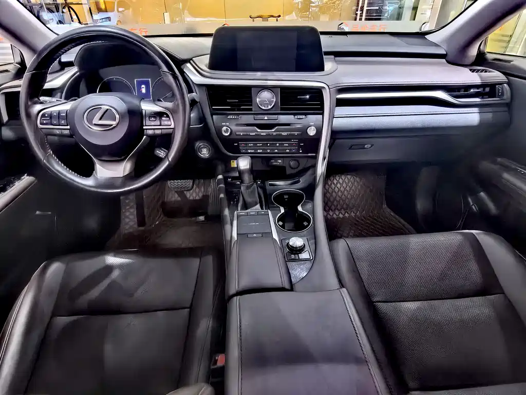 Lexus RX 2020 — фото 5