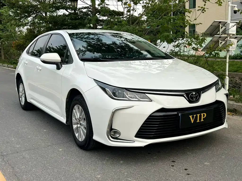 Toyota Corolla 2020 — фото 3