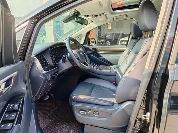 GAC Trumpchi M8 2021