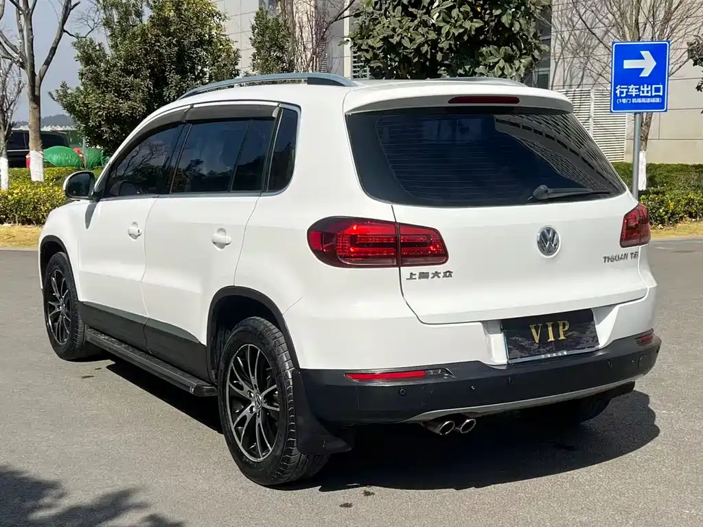 Volkswagen Tiguan 2014 — фото 4