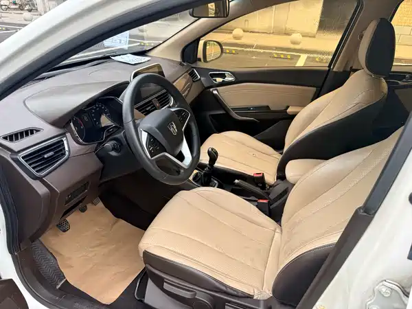 Baojun 310W 2017