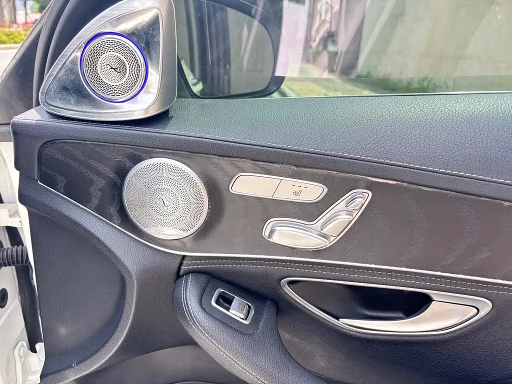 Mercedes-Benz C-Class 2019 — фото 14