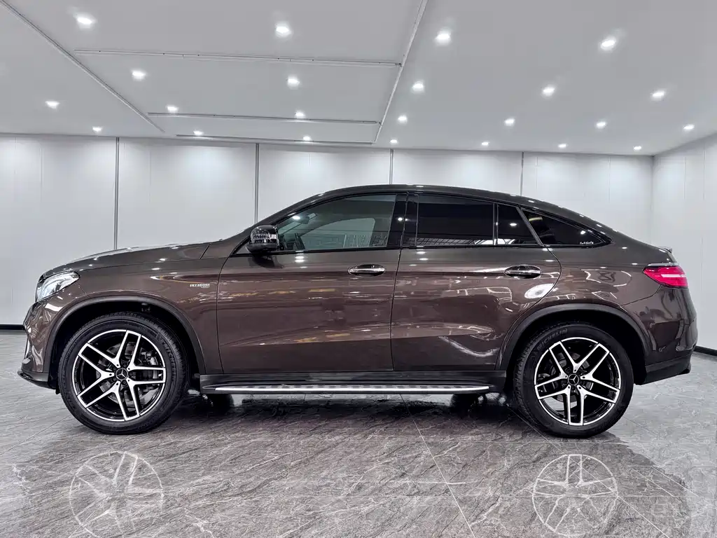 Mercedes-Benz GLE Coupe AMG 2018 — фото 7