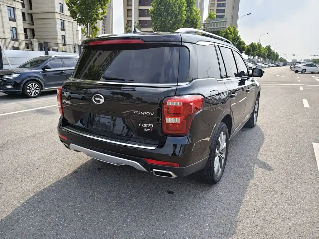 GAC Motor Trumpchi GS8 2018 — фото 11