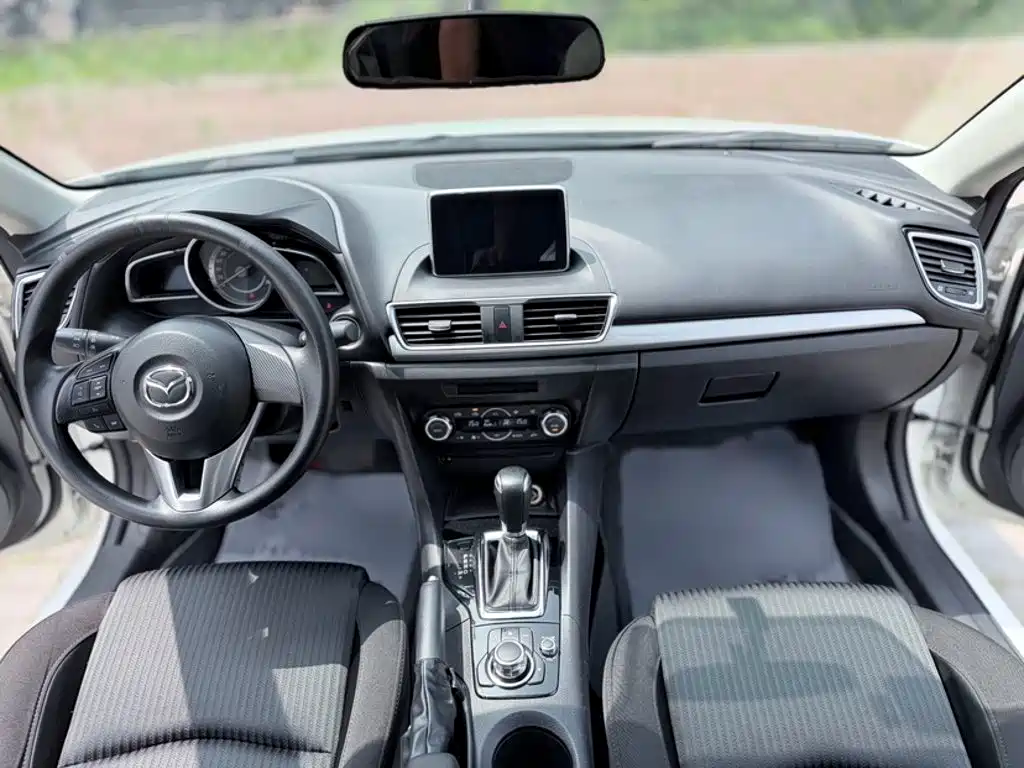 Mazda 3 Angkesela 2016 — фото 12