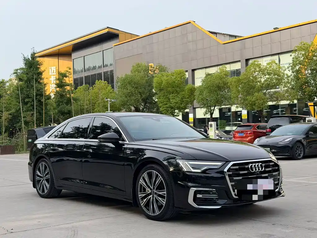 Audi A6L 2020