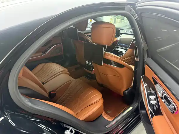 Mercedes-Benz S-Class 2021