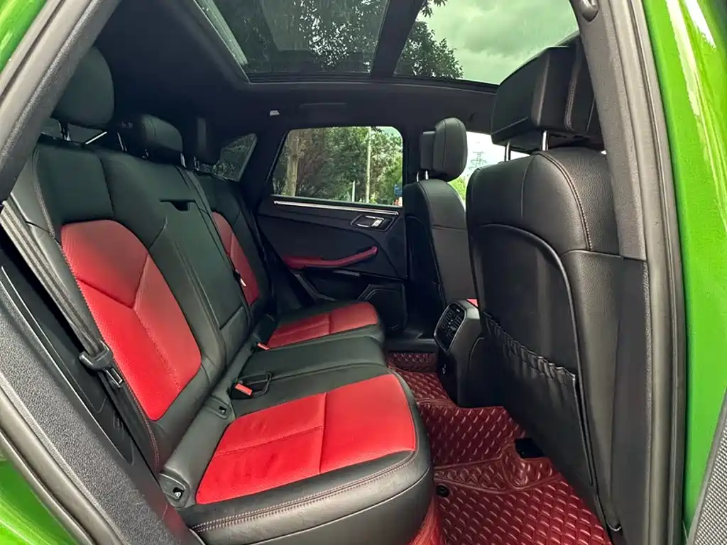 Porsche Macan 2021 — фото 16