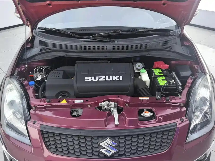 Suzuki Swift 2017 — фото 10