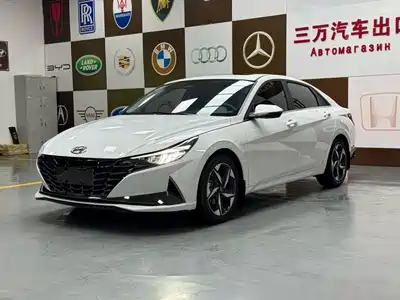 Hyundai Elantra 2022