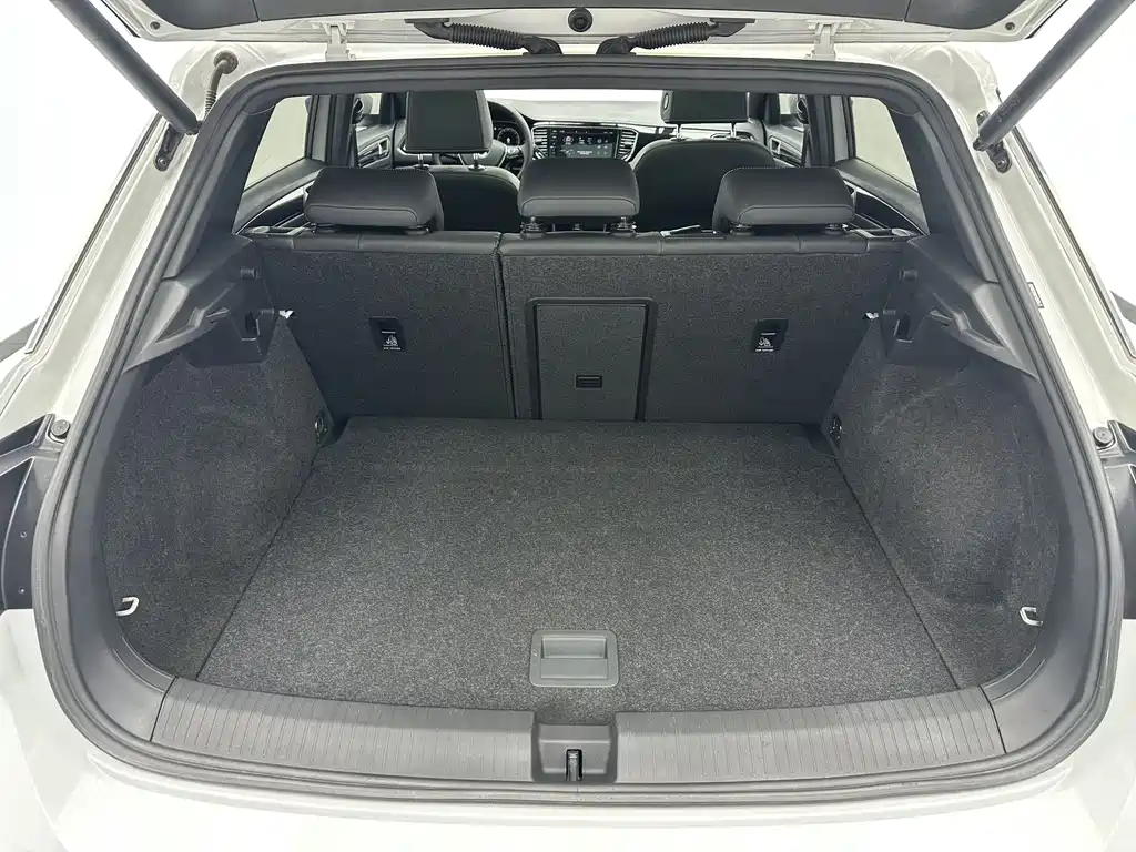 Volkswagen T-Roc 2022 — фото 18