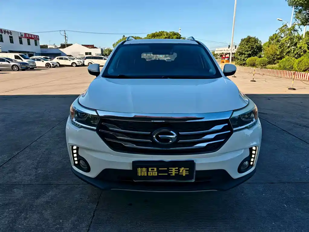 GAC Motor Trumpchi GS4 2016 — фото 2