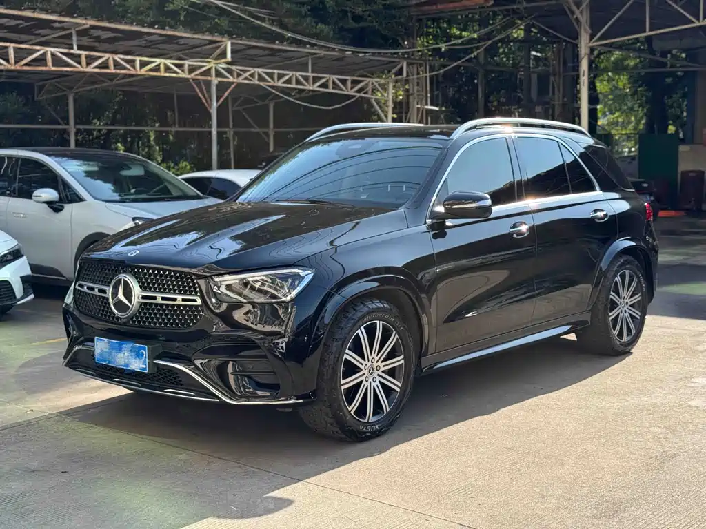 Mercedes-Benz GLE 2025 — фото 1