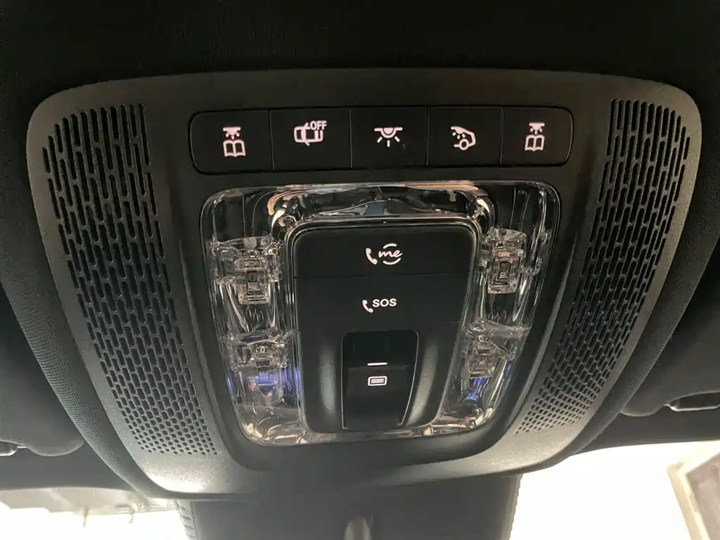 Mercedes-Benz GLB 2023 — фото 20