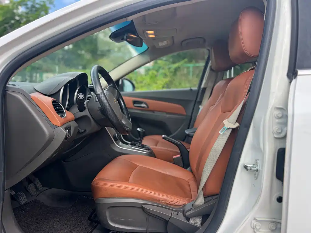 Chevrolet Cruze 2015