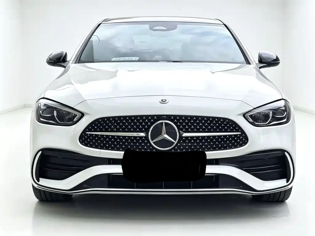 Mercedes-Benz C-Class 2023 — фото 2