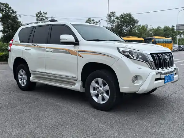 Toyota Prado 2014