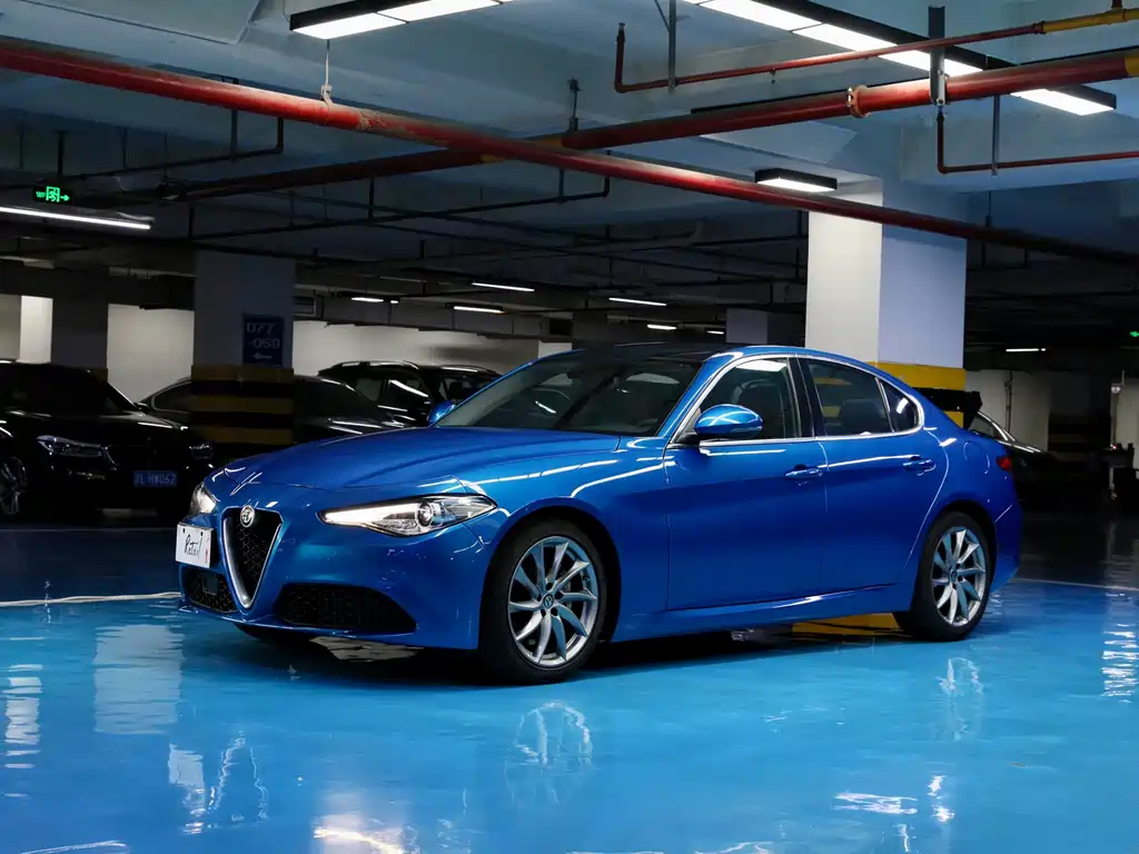 Alfa Romeo Giulia 2019 — фото 1