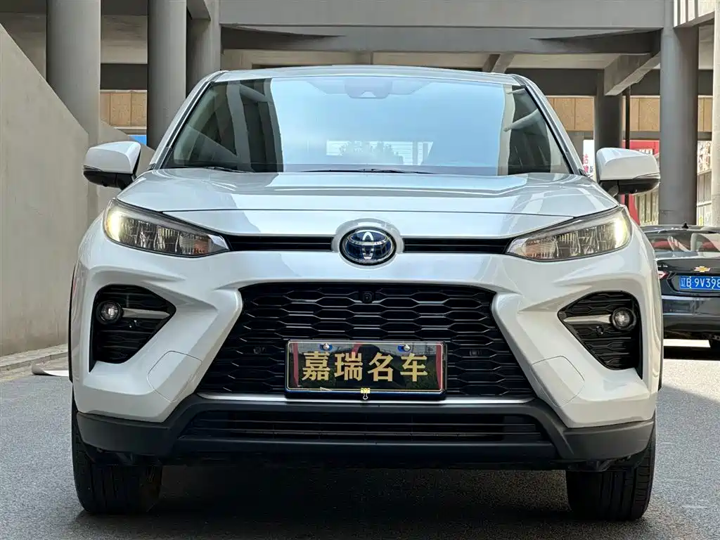 Toyota Wildlander 2023 — фото 2