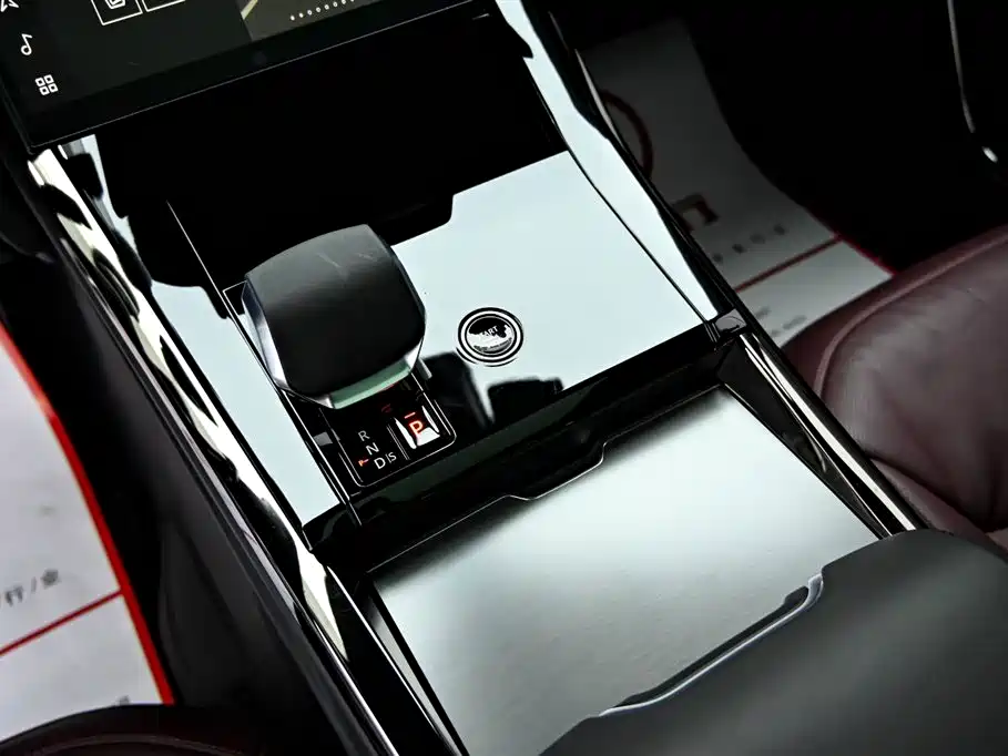 Land Rover Range Rover Sport 2025 — фото 18