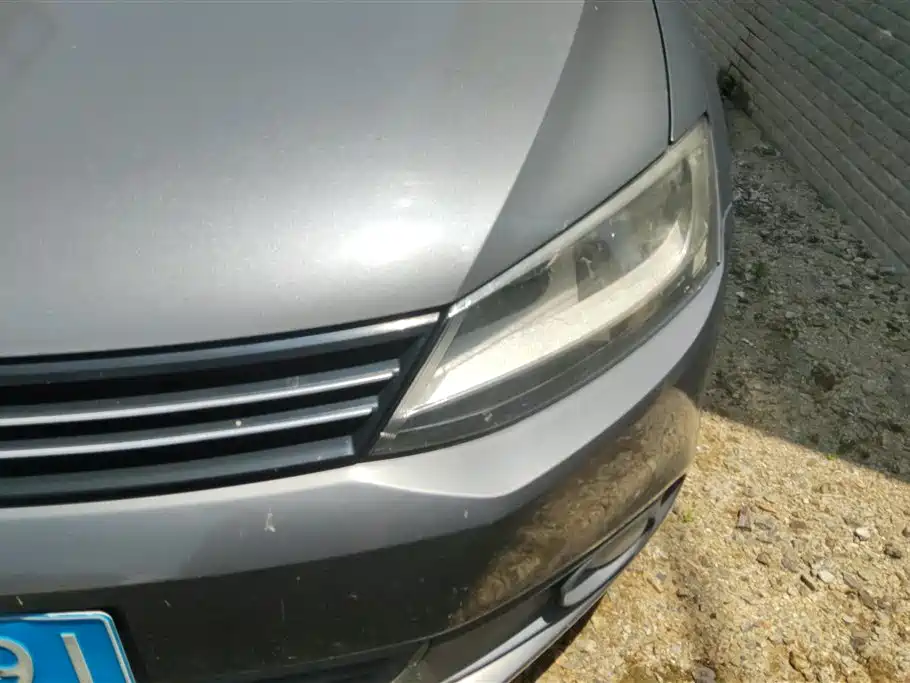 Volkswagen Sagitar 2014
