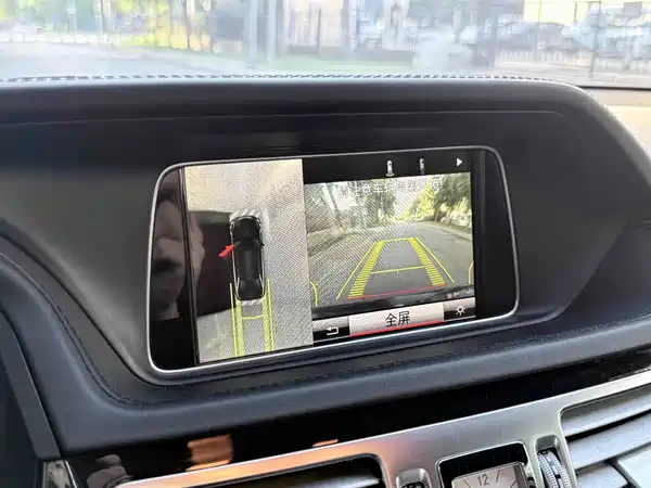 Mercedes-Benz E-Class 2015