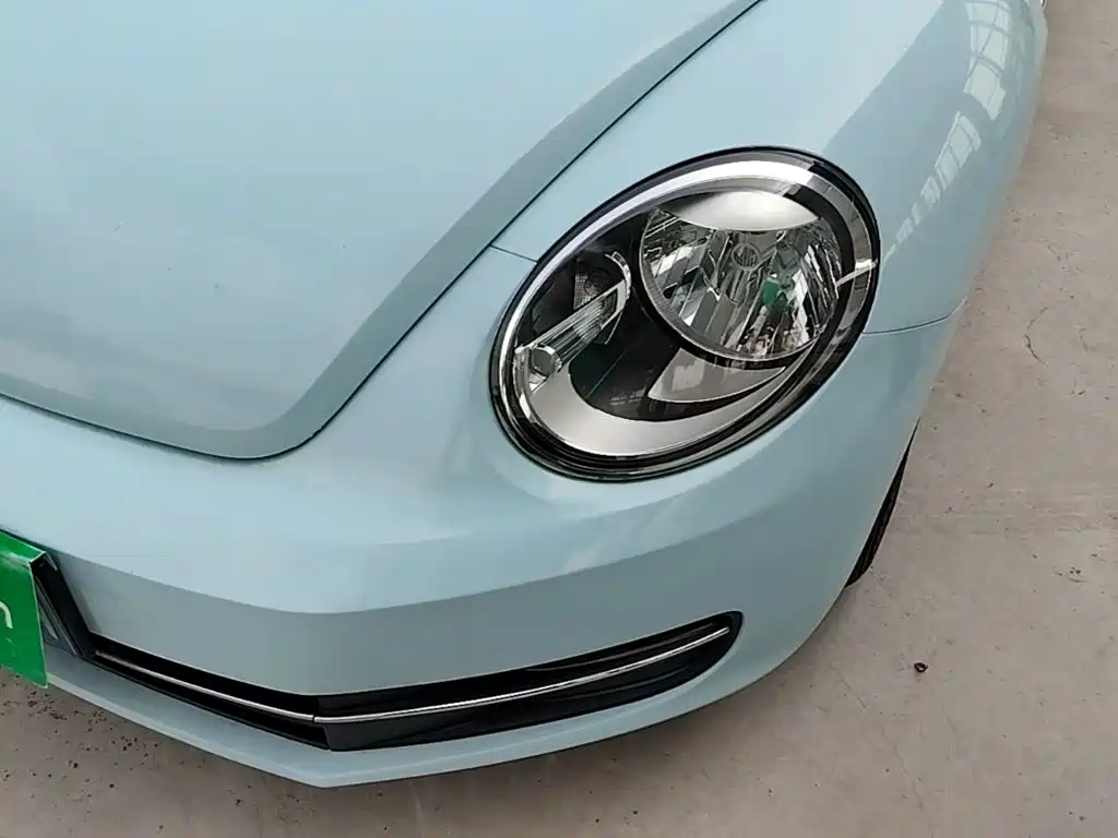 Volkswagen Beetle 2015 — фото 24