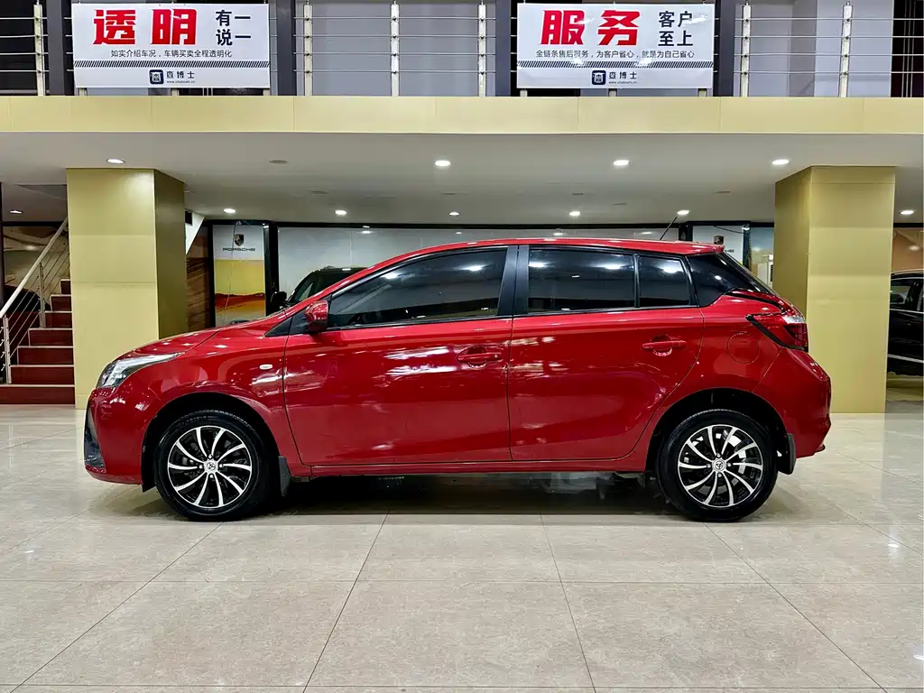 Toyota Yaris L 2019