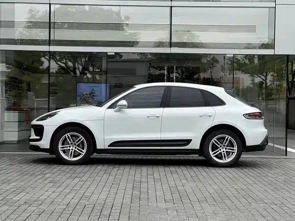Porsche Macan 2023