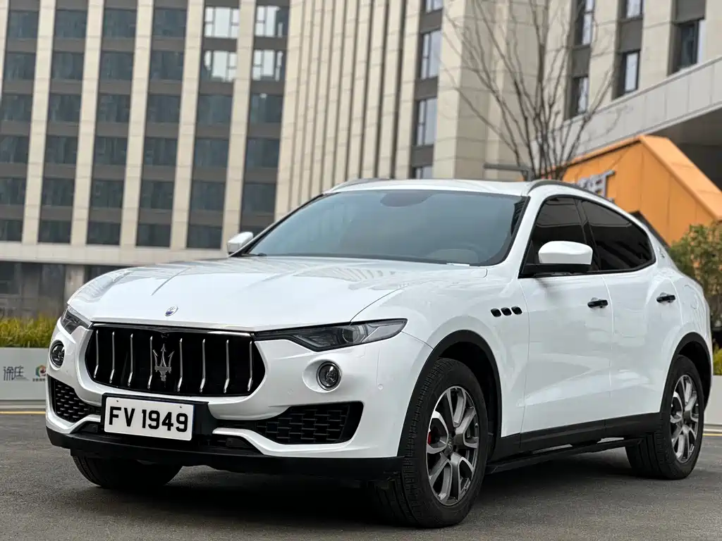 Maserati Levante 2017 — фото 2
