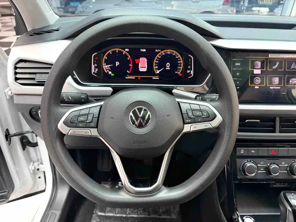 Volkswagen Tacqua 2022 — фото 6