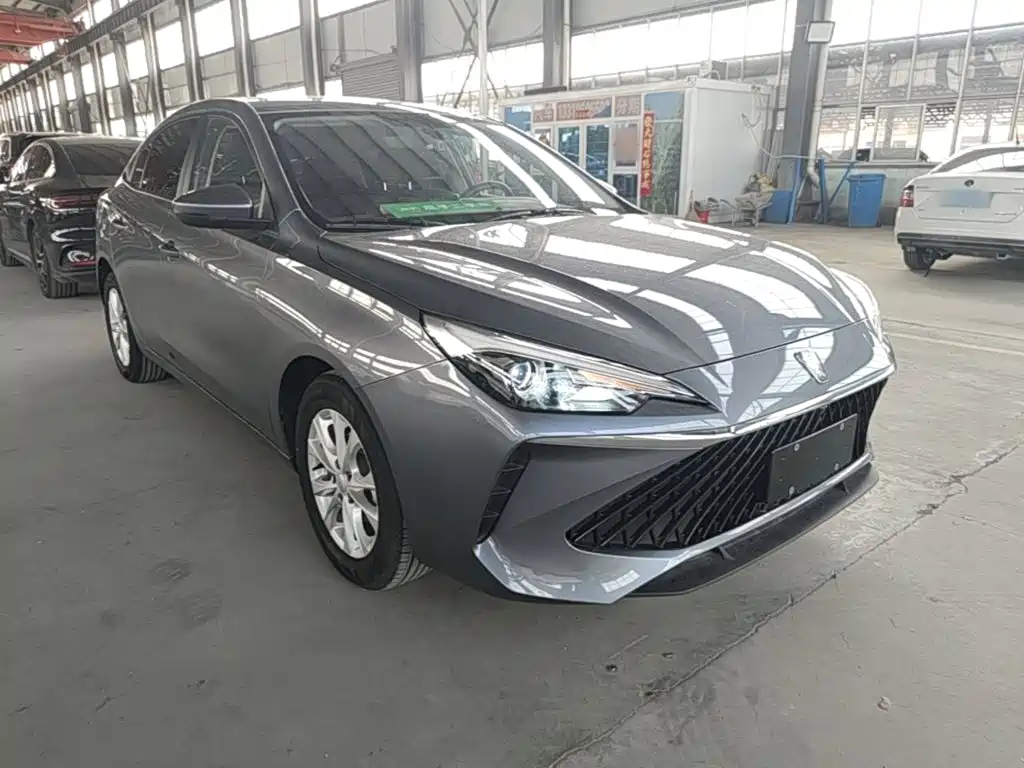 Roewe i5 2025