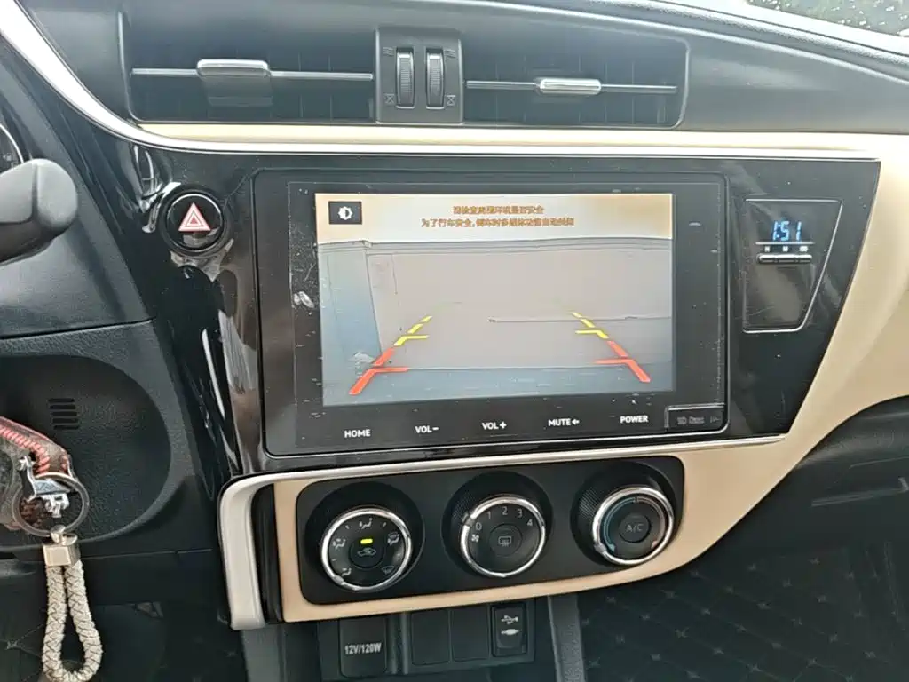 Toyota Levin 2018 — фото 13