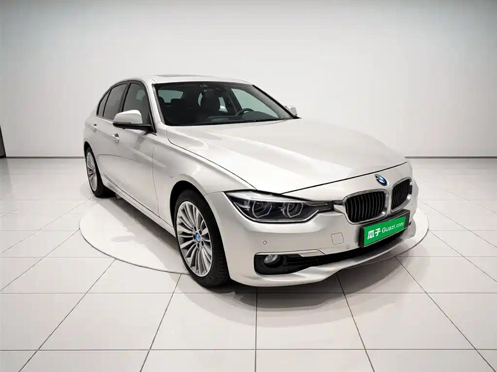 BMW 3 Series 2018 — фото 4