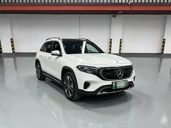 Mercedes-Benz EQB 2023