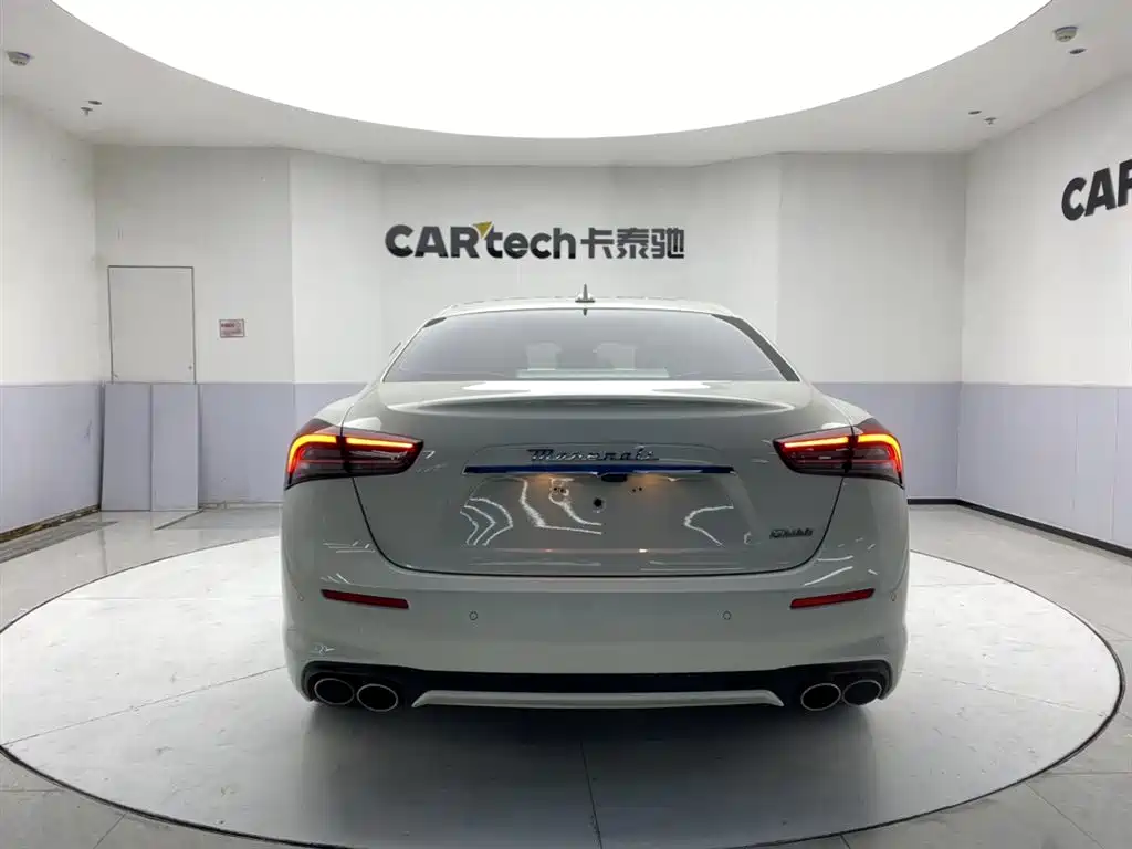 Maserati Ghibli 2021 — фото 6