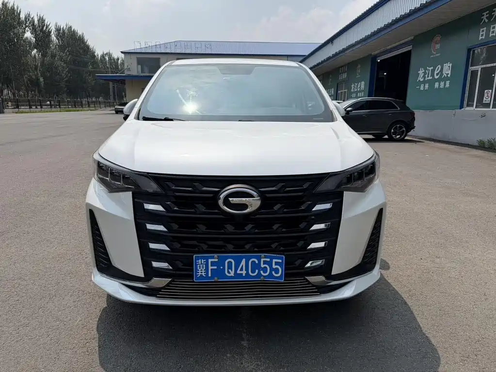 GAC Trumpchi M6 2021 — фото 3