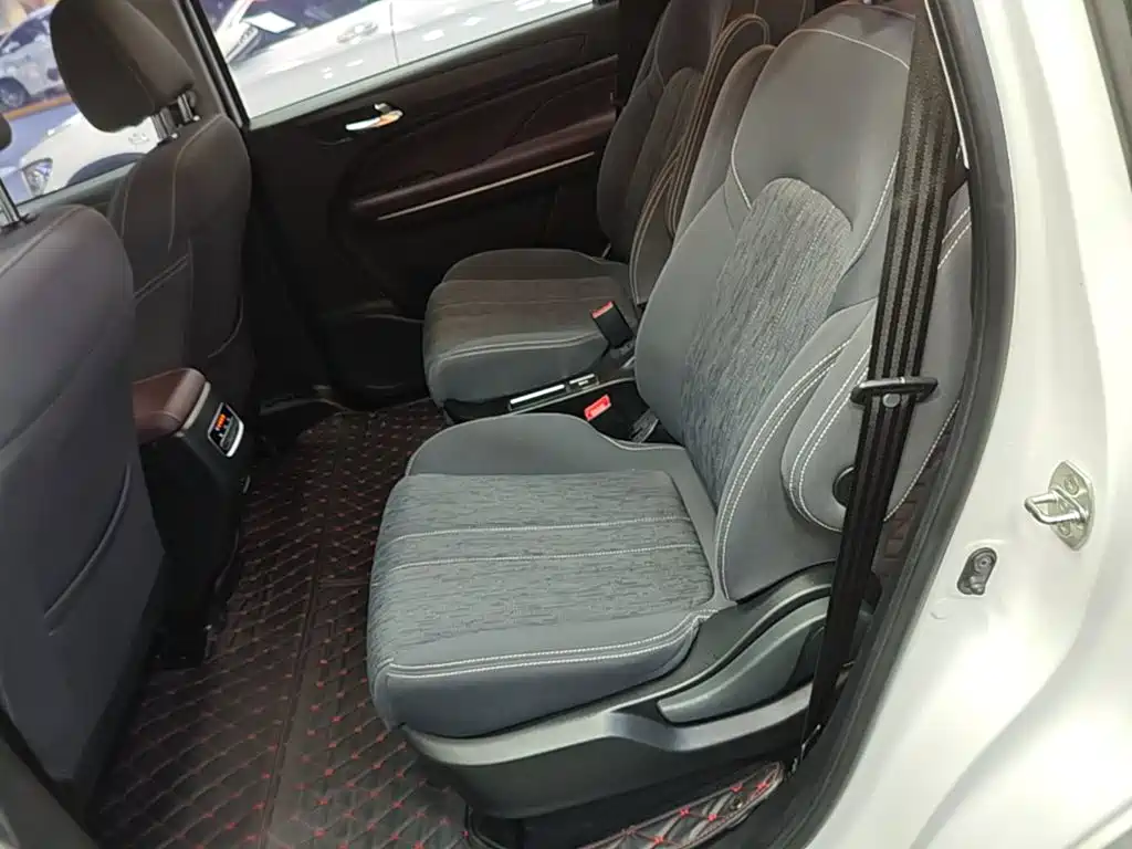GAC Trumpchi M6 2023 — фото 17