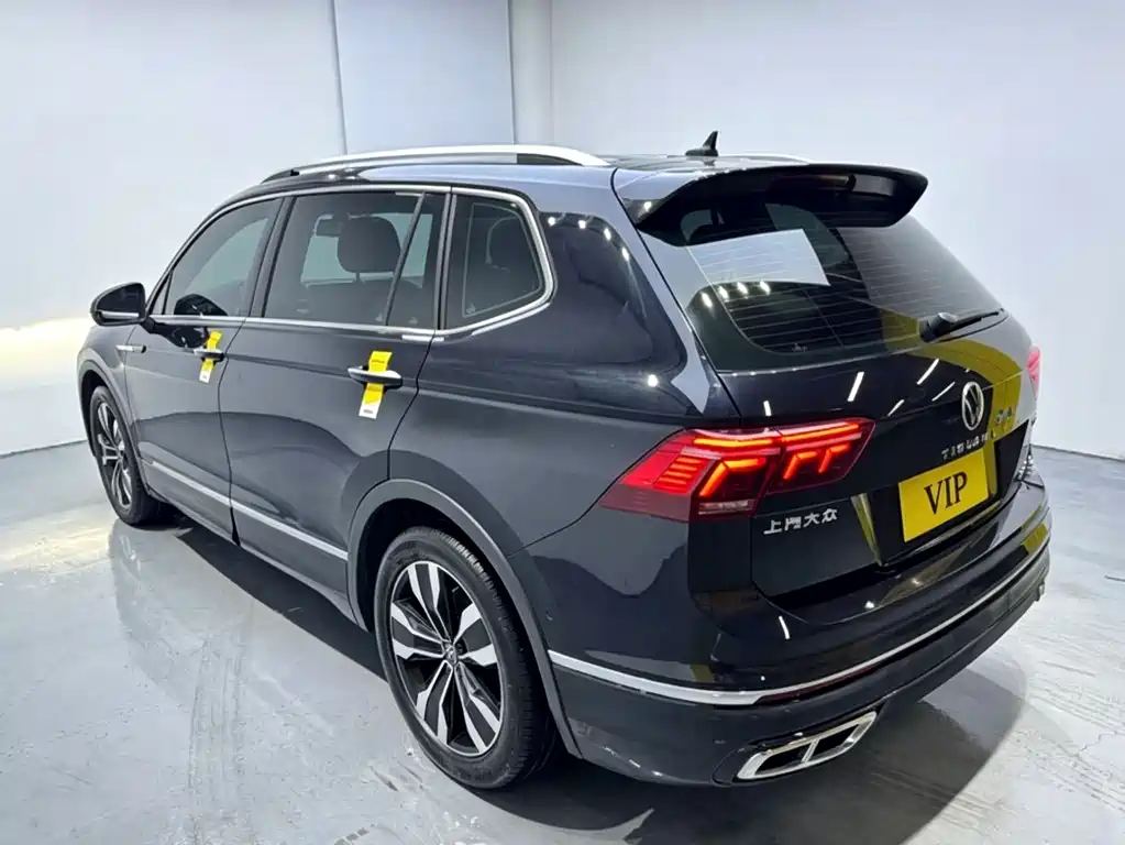 Volkswagen Tiguan L 2022