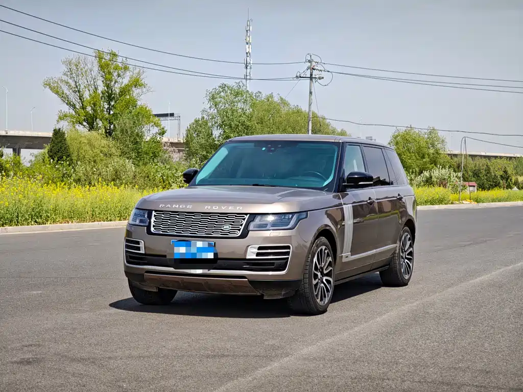 Land Rover Range Rover 2018 — фото 1