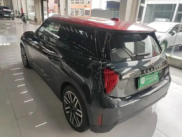 MINI Cooper 2025