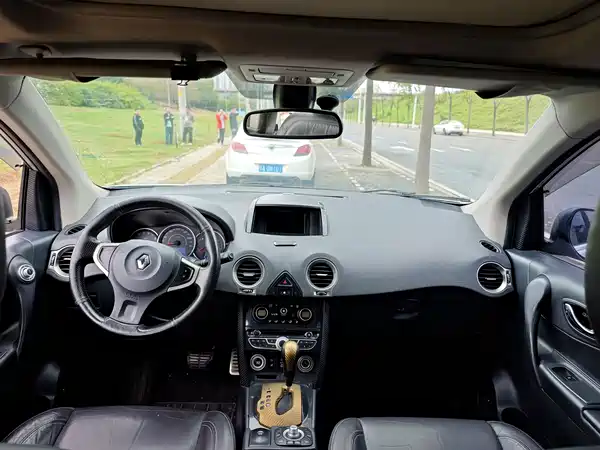 Renault Koleos 2012